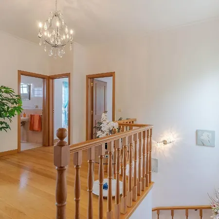 Ferienhaus Mit Privatpool Fuer 6 Personen Ca 300 Qm In Gaula, Madeira Ostkueste Von Madeira Gaula
