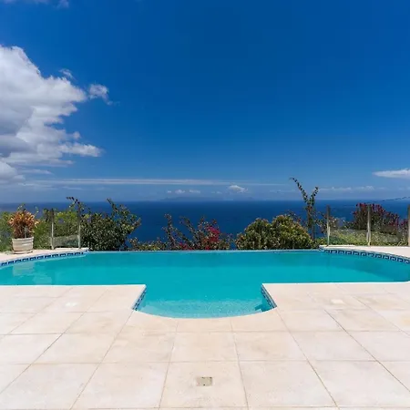 Ferienhaus Mit Privatpool Fuer 6 Personen Ca 300 Qm In Gaula, Madeira Ostkueste Von Madeira