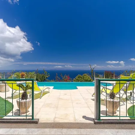 Holiday home Ferienhaus Mit Privatpool Fuer 6 Personen Ca 300 Qm In Gaula, Madeira Ostkueste Von Madeira *